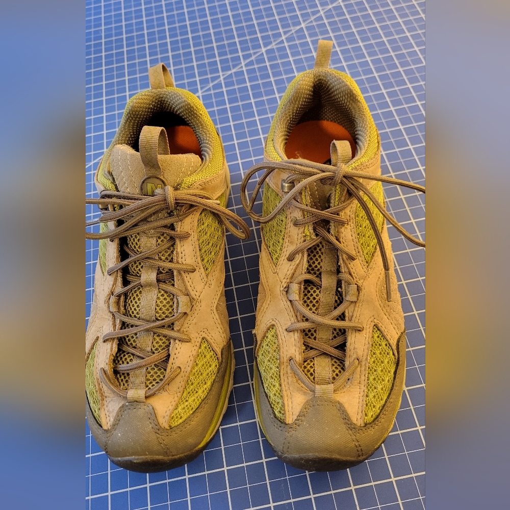 Womens Ecco Vibram Comfort 40 green & beige